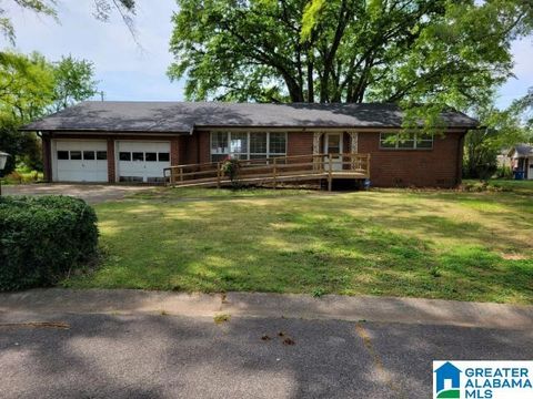 621 Beacon Drive, Fairfield, AL 35064 - MLS#: 21416056