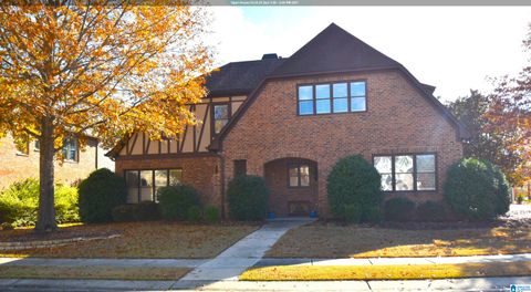 747 Hampden Place Circle, Vestavia Hills, AL 35242 - MLS#: 21412620