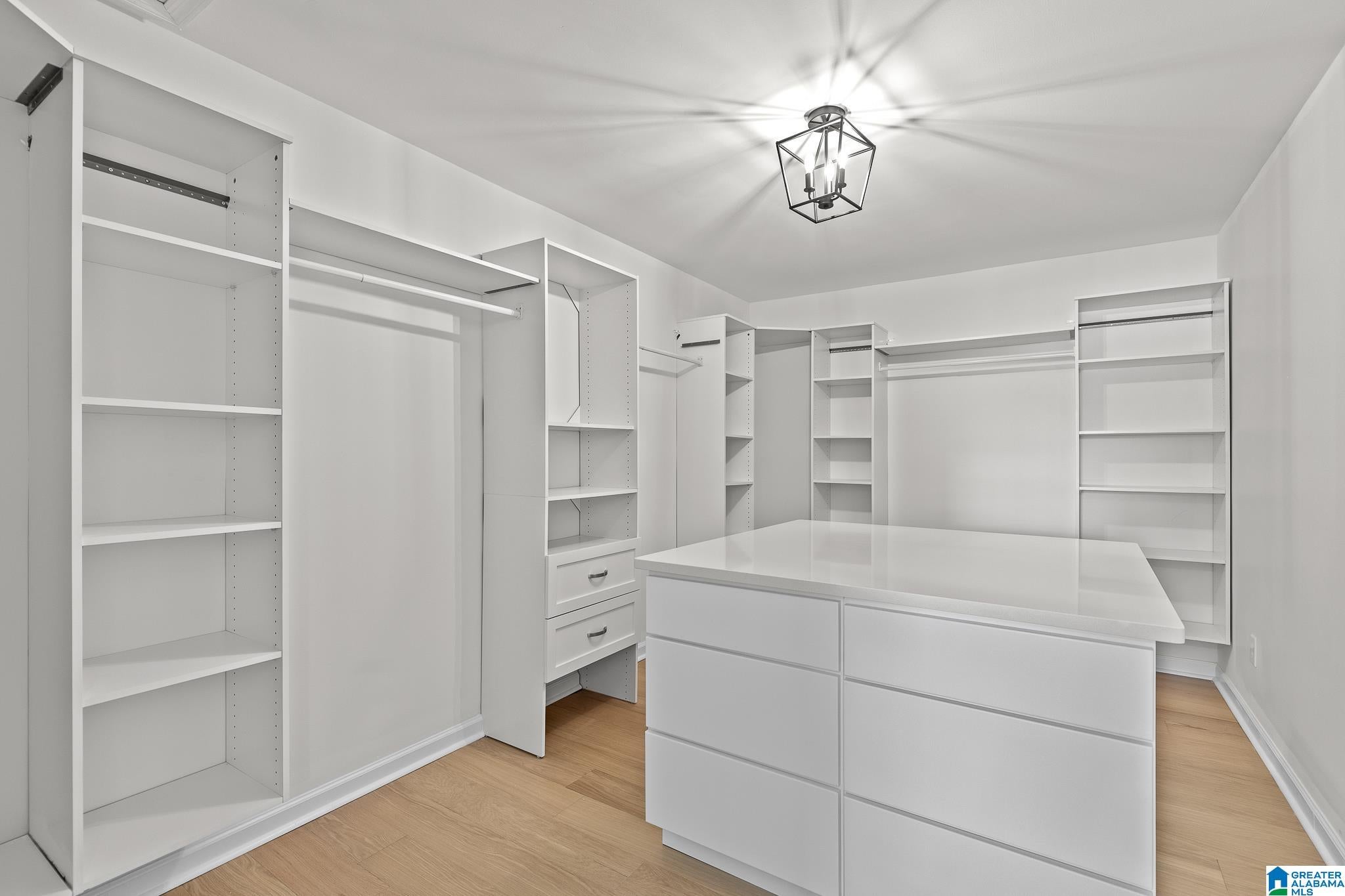 4924 Branch Mill Circle, Mountain Brook, AL 35223 | MLS 21448001 ...