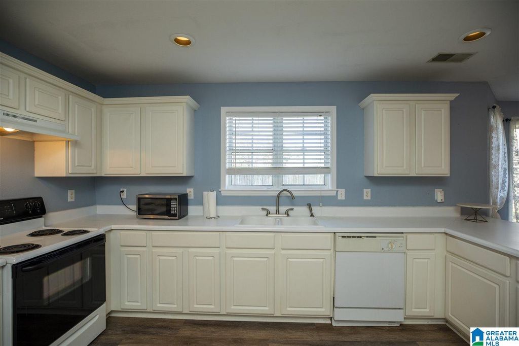 2026 Chandalar Court, Pelham, AL 35124 MLS 1279984 Listing