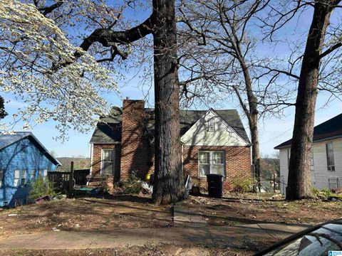 1565 Martin Avenue, Birmingham, AL 35208 - MLS#: 21413940