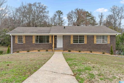 240 25th Court NW, Center Point, AL 35215 - MLS#: 21378515