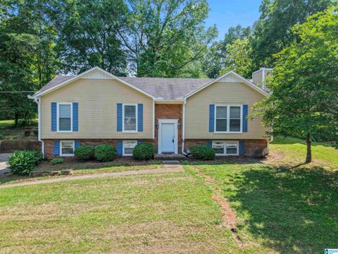 315 40th Avenue NE, Center Point, AL 35215 - MLS#: 21417555