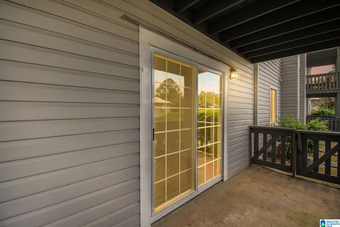 1301 Woodland Village Unit 1301, Homewood, AL 35216 - MLS#: 21419150