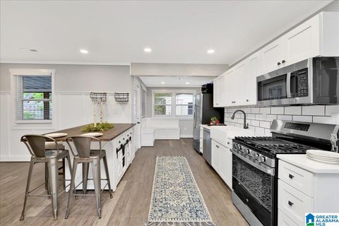 601 Strathmore Road, Birmingham, AL 35213 - MLS#: 21417784