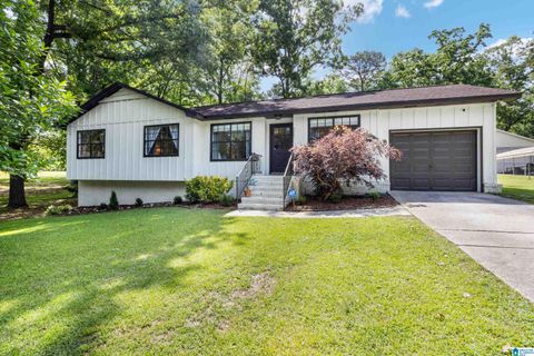 3261 Crossover Road, Bessemer, AL 35023 - MLS#: 21419072