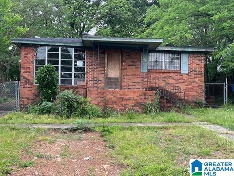 5209 McClain Street, Brighton, AL 35020 - MLS#: 21417745
