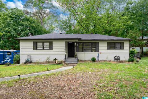 2520 2nd Place NW, Center Point, AL 35215 - MLS#: 21418608