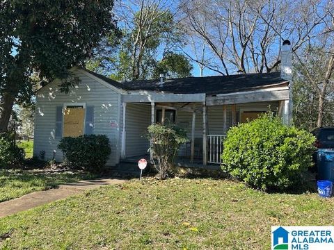 151 Brookwood Road W, Birmingham, AL 35228 - MLS#: 21414150