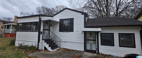 208 23rd Street SW, Birmingham, AL 35211 - MLS#: 21406012