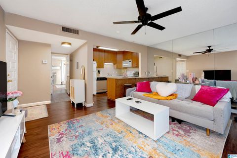 1327 31st Street S Unit B, Birmingham, AL 35205 - MLS#: 21398490