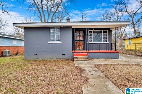 3829 Ellis Avenue SW, Birmingham, AL 35221 - MLS#: 21411250