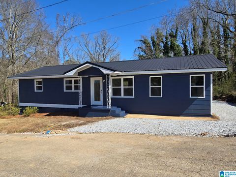 585 Strozier Street, Roanoke, AL 36274 - MLS#: 21412764