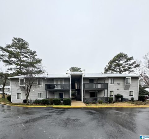 701 Woodland Village Unit 701, Homewood, AL 35216 - MLS#: 21409320