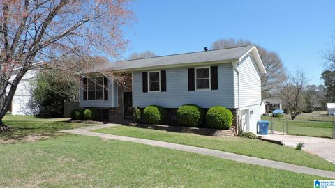 712 Cherokee Trail, Warrior, AL 35180 - MLS#: 21413336