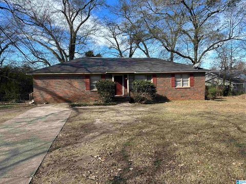 2220 2nd Place NW, Center Point, AL 35215 - MLS#: 21372988