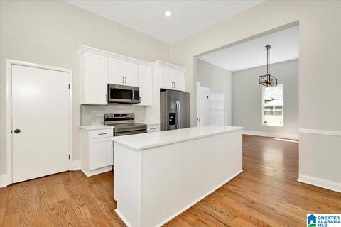 210 E College Street, Columbiana, AL 35051 - MLS#: 21397863
