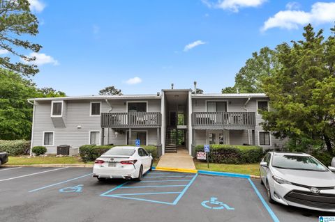 405 Woodland Village Unit 405, Homewood, AL 35216 - MLS#: 21418717