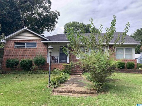 402 Elm Street, Bessemer, AL 35022 - MLS#: 21413426