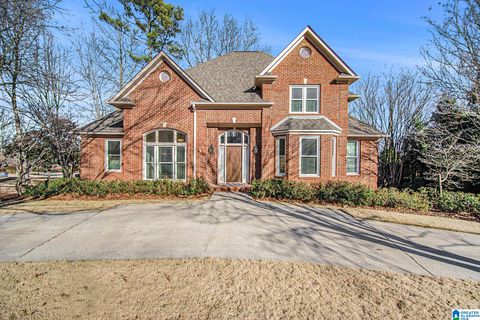 621 Lake Crest Drive, Hoover, AL 35226 - MLS#: 21405430