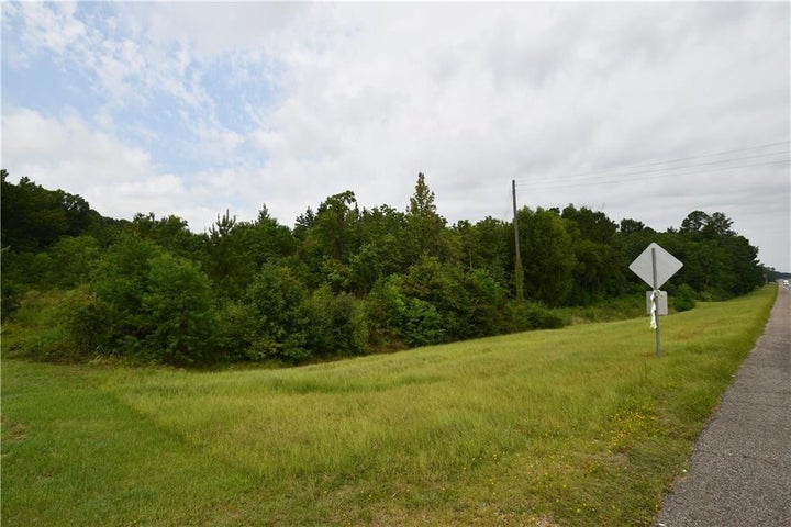 Photo 1 of 16 — 5129 HWY 165 Highway, Ball, LA 71405