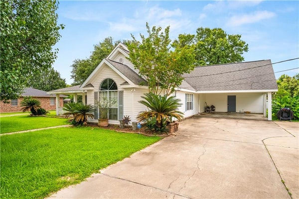 484 SPRING BAYOU RD, MARKSVILLE, LA 71351 - Image 3d6d91119e1b14efbf205e4d26ad4e86/1234905774