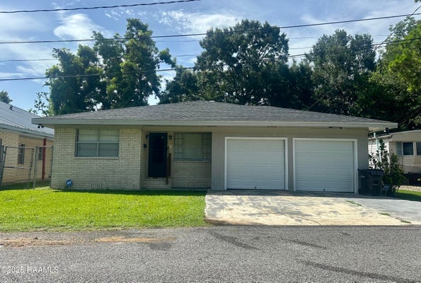 134 BARTON PL, BREAUX BRIDGE, LA 70517 - Image 7c8b563fe4b9ecc3d5bd58b3b0b47dfc/1951257211