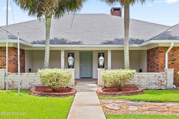 1127 N MONTE BLANC DR, ABBEVILLE, LA 70510 - Image a3cde7ab019be5ef2b847076bf0980d7/3532092871