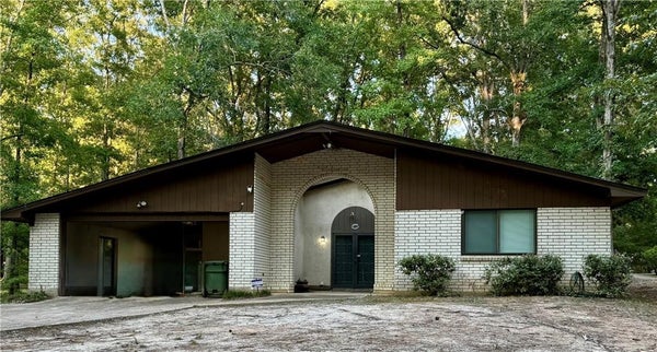 1211 S MAPLE ST, RUSTON, LA 71270 - Image afb8e682b4e6f19a2d75e22f13ba9e7a/810593143