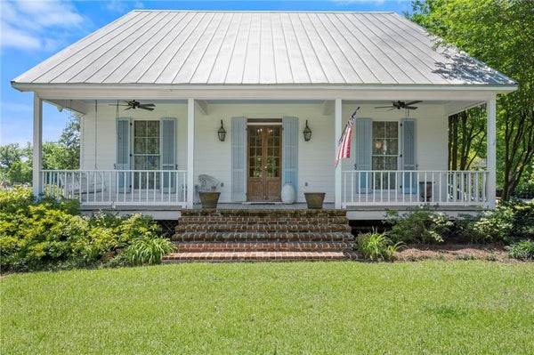 5474 BAYOU PAUL RD, SAINT GABRIEL, LA 70776 - Image b77d13c2e6dbd58bb852b3d26df8b943/2092521132
