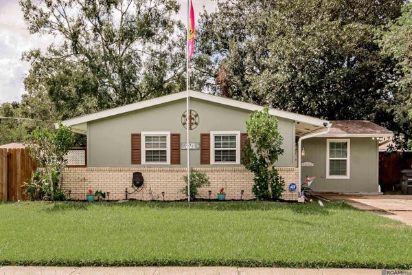 9711 FOSTER RD, BATON ROUGE, LA 70811 - Image b960bedeec0ff38b3c81fae2e94cc660/1256388041