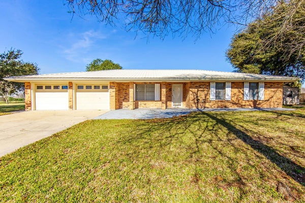 373 CHESTER LEE ST, LAROSE, LA 70373 - Image ba733287a702fa3ef42d548a06b63e16/485199680