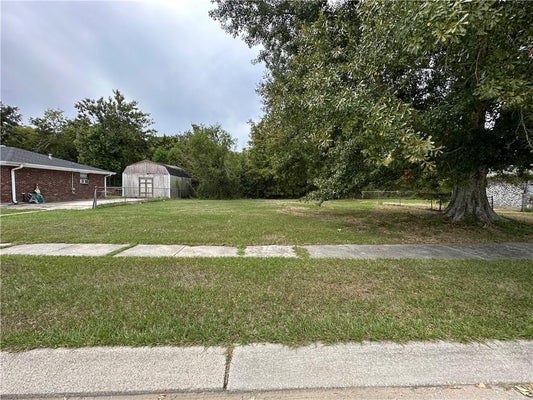 1880 SUGAR MILL DR, SAINT BERNARD, LA 70085 - Image c2eef915ff3baad9daa1237e44a1fc9c/3660861231