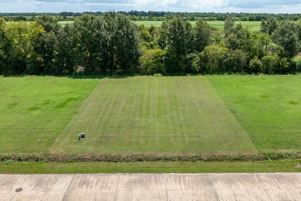 363 LE BELLE MAISON DRIVE, RACELAND, LA 70394 - Image ce3ffe7b56db4e43c4ea6cf68855dbb6/880171510