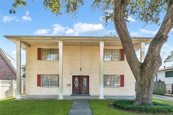 193 MACQUE DR, NEW ORLEANS, LA 70123 - Image cecb8a6cb228a54bb1bd73379d47f548/423967411