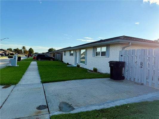 3008 BLANCHARD DR, CHALMETTE, LA 70043 - Image d2c1f5f1bc2a665840ed91c4db676fd9/2633796409