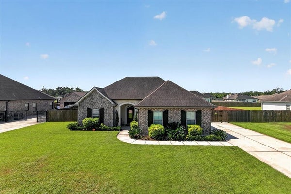 9554 SUGAR MAPLE LN, WESTWEGO, LA 70094 - Image d7ac902a07ca2b5ac5d957d3bb2c56b9/2106910417