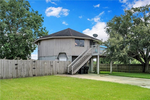 9011 PATRICIA ST, CHALMETTE, LA 70043 - Image dfb0f32d1bec56f79d06f2ff8840d571/4058239121