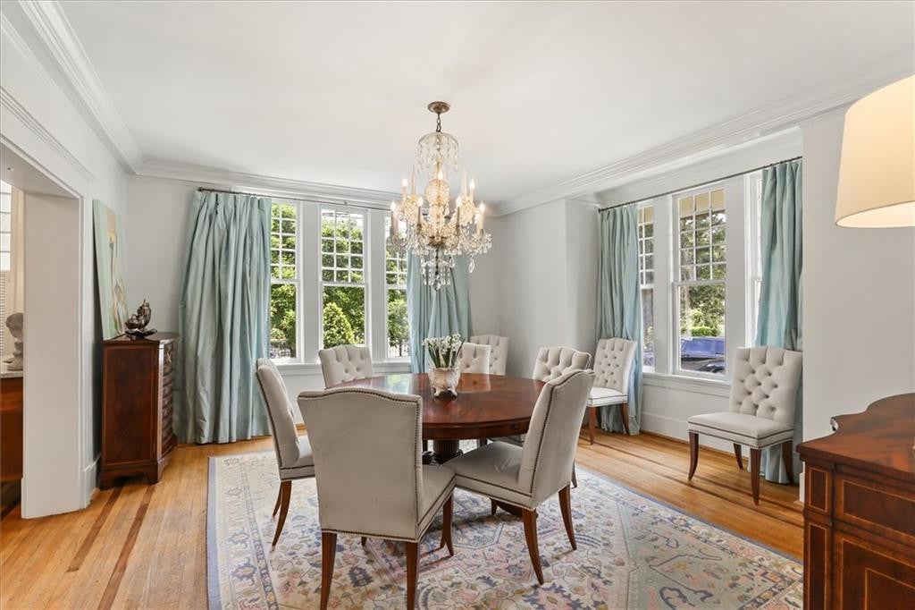 5829 Hurst St, New Orleans, LA, 70115, USA, 6 Bedrooms Bedrooms, ,5 BathroomsBathrooms,Residential,Active,5829 Hurst St,2560004