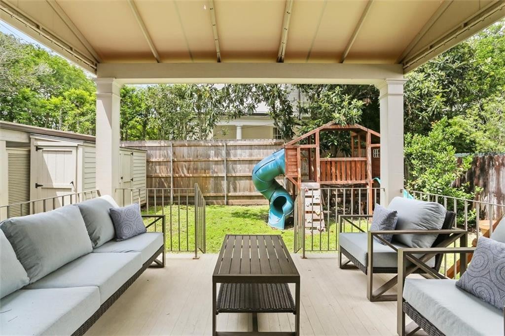 5829 Hurst St, New Orleans, LA, 70115, USA, 6 Bedrooms Bedrooms, ,5 BathroomsBathrooms,Residential,Active,5829 Hurst St,2560004