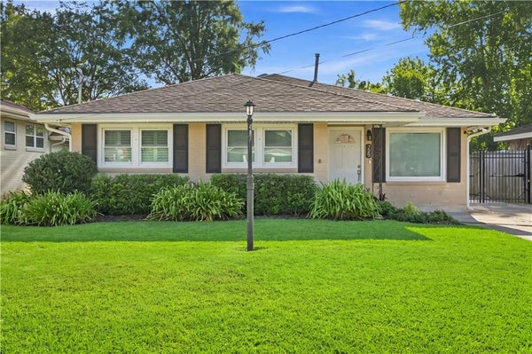 729 JEFFERSON HEIGHTS AVE, NEW ORLEANS, LA 70121 - Image e3bbefe904e2da53dd12ba2d53b03748/3076067373