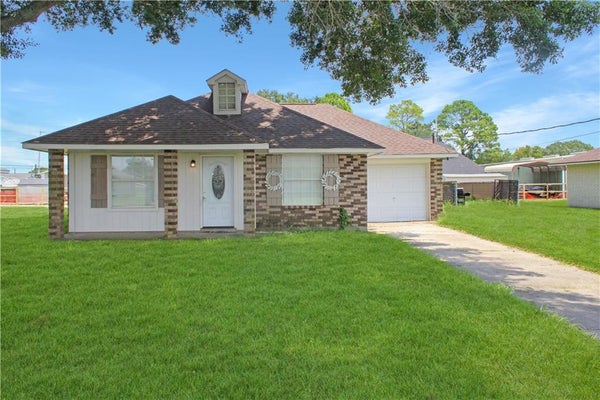 326 N MAGNOLIA ST, GRAMERCY, LA 70052 - Image ebcbd74cef0399dcae05bcbed8d811c8/2691432649