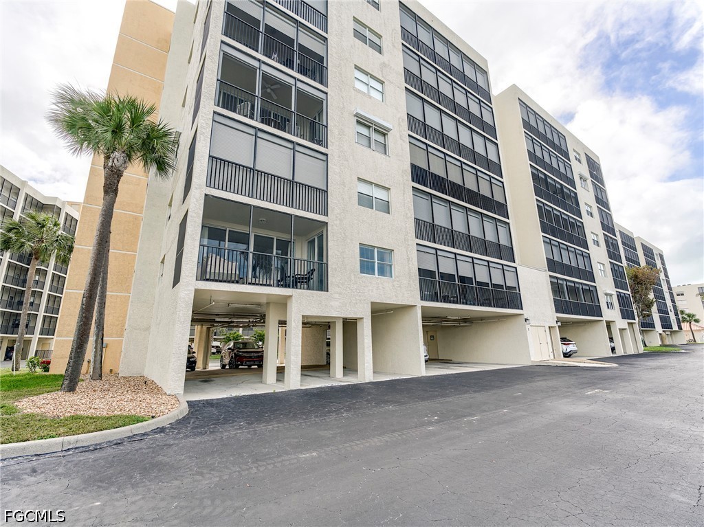 4471 Bay Beach Lane 314