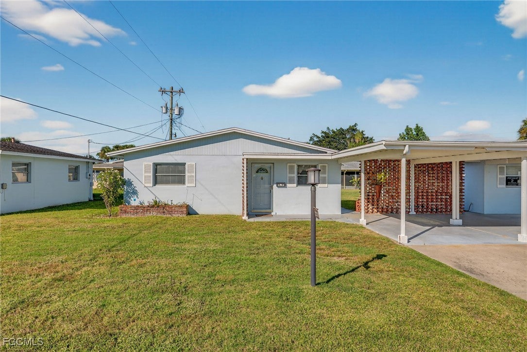 Photo 1 of 35 — 2207 Croton Court, Lehigh Acres, FL 33936