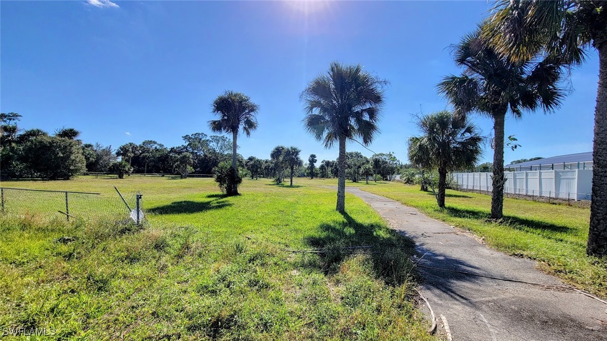 6093 W State Road 80