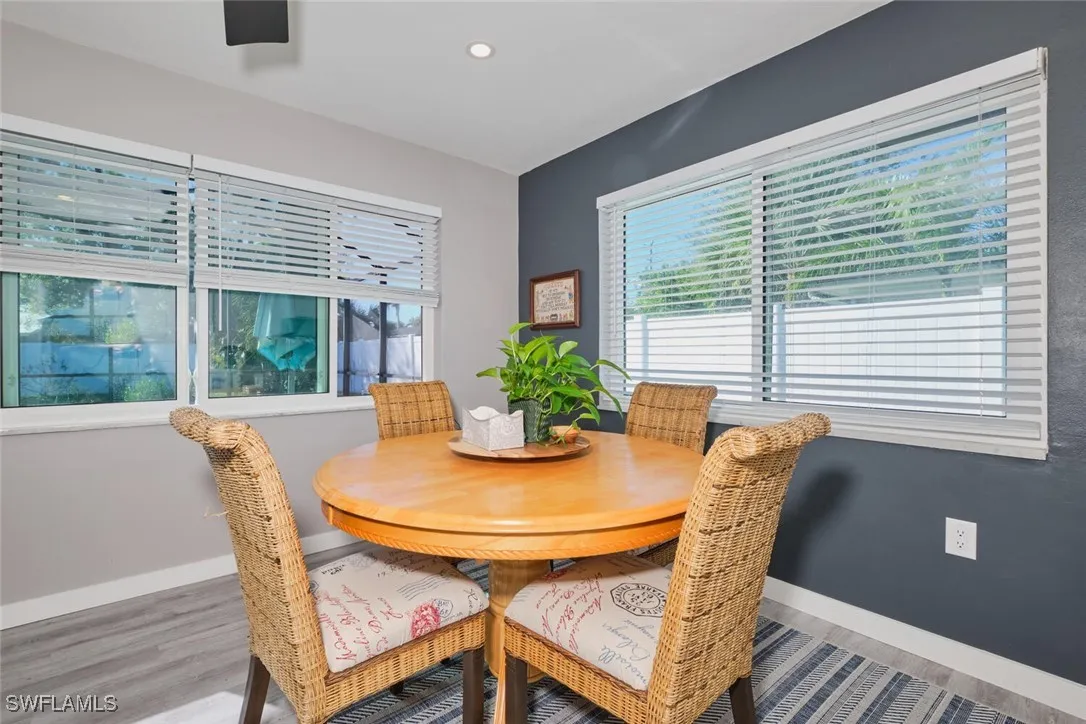 Fort Myers, Florida 33919, United States, 3 Bedrooms Bedrooms, ,2 BathroomsBathrooms,Residential,Active,28611