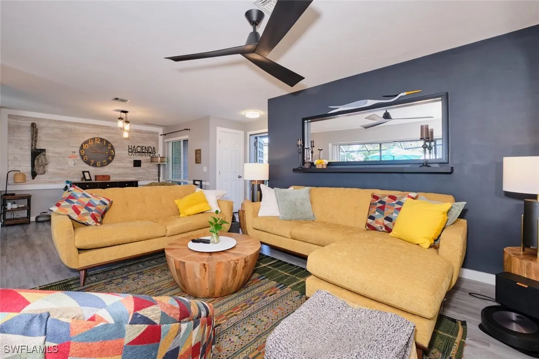 Fort Myers, Florida 33919, United States, 3 Bedrooms Bedrooms, ,2 BathroomsBathrooms,Residential,Active,28611