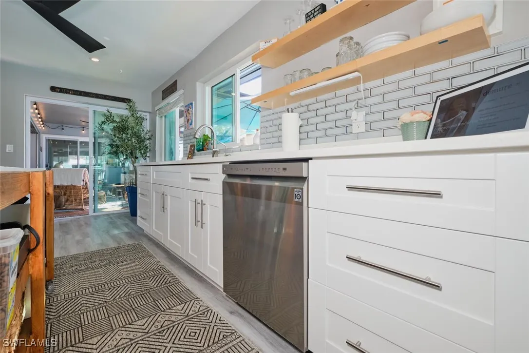 Fort Myers, Florida 33919, United States, 3 Bedrooms Bedrooms, ,2 BathroomsBathrooms,Residential,Active,28611