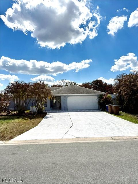 1410 Caywood Circle S Lehigh Acres FL 33936