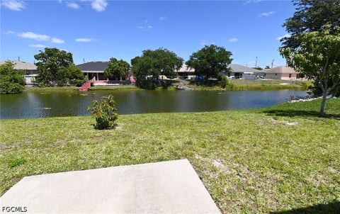 Tiny photo for 613 SE 14th Street, Cape Coral, FL 33990 (MLS # 2026026765)